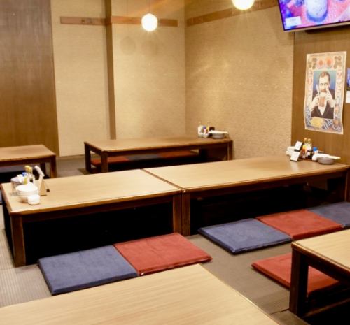 [Ideal for a drinking party after work ◎] A 5-minute walk from the north exit of Tenjin Station, Tenjin's Oharumi offers seats that can be used for "20 people to a maximum of 36 people", which is ideal for banquet halls. Doing.Enjoy your time in the lively atmosphere of a public bar!