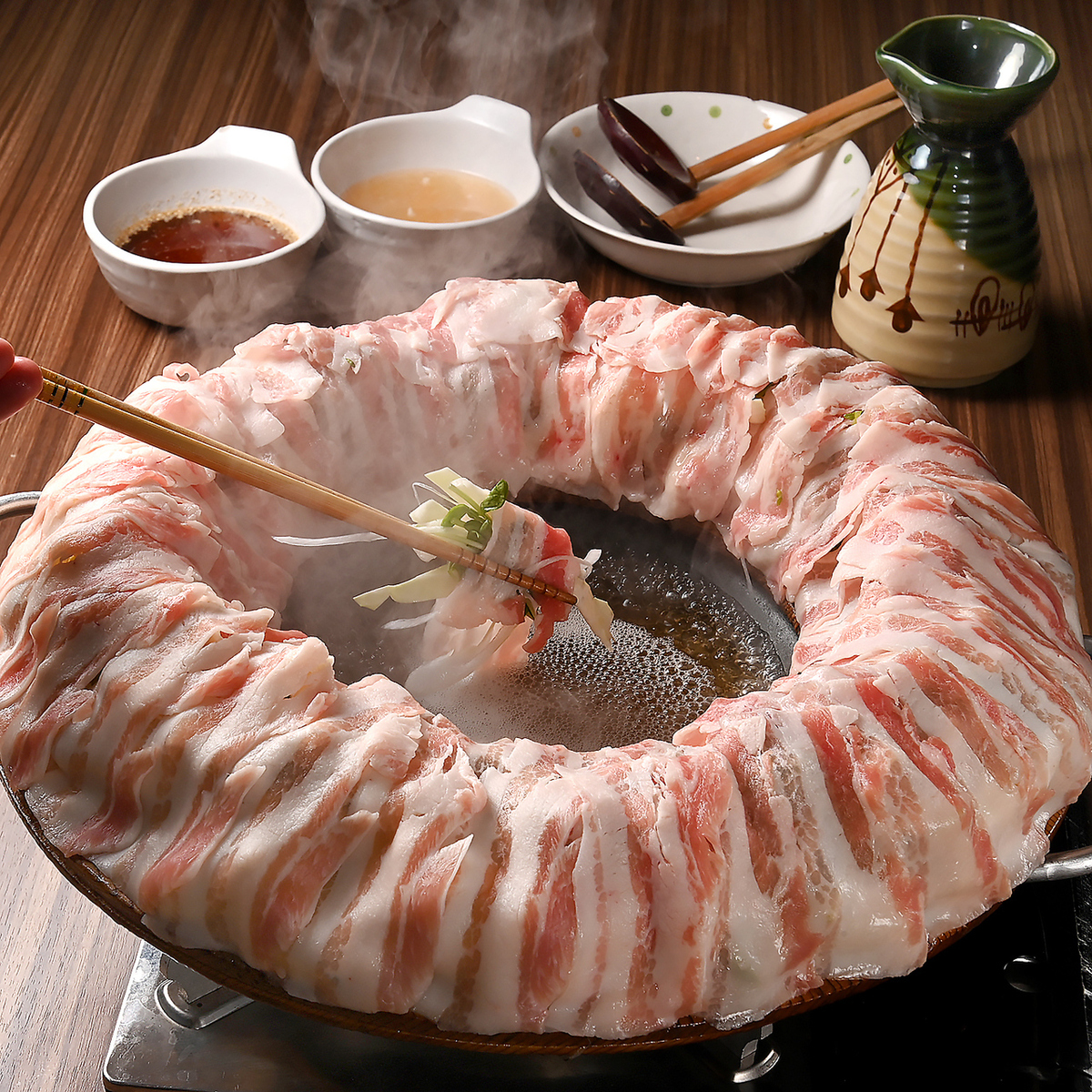 オリジナル鍋など自慢の逸品を是非ご堪能ください!