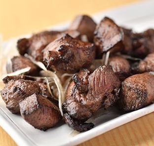 仙台有名的特厚牛舌用黑烤法吃！