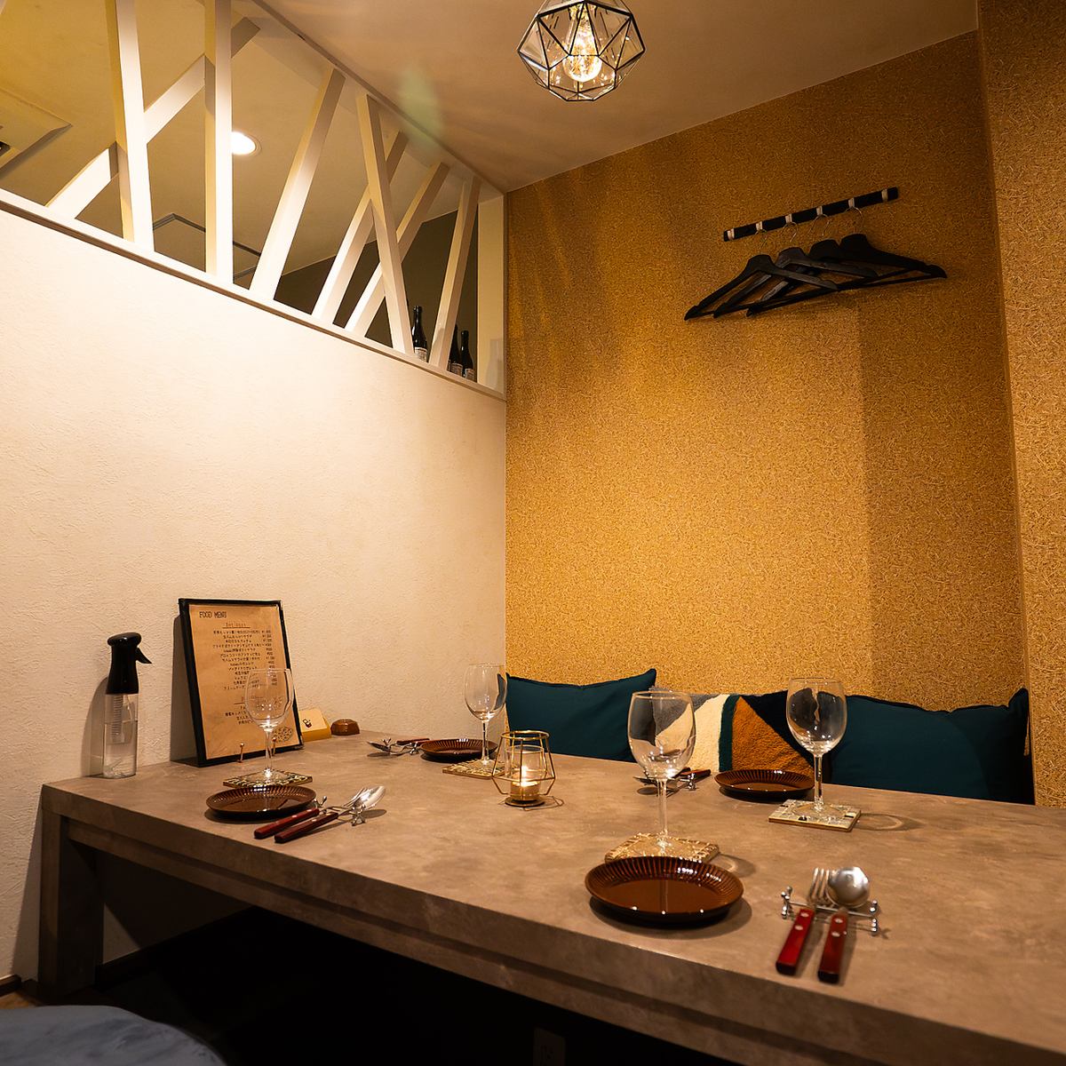 We offer private rooms where you can relax.Perfect for girls' night out◎