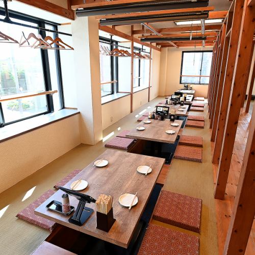 4名のお座敷を9席ご用意しております。会社宴会などの人数の多いお食事に是非ご利用下さい。