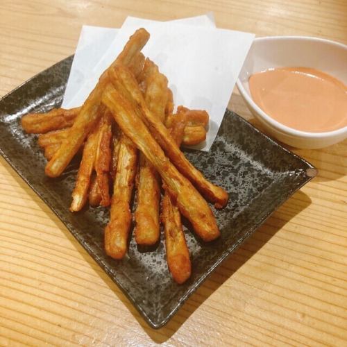 ごぼうスティック唐揚げ(オーロラソース)
