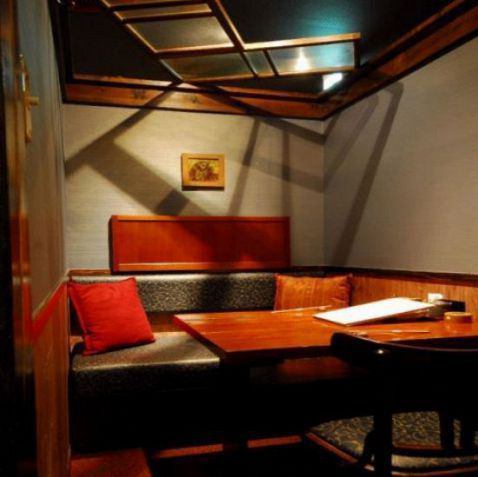 [There are also private rooms for dates and small groups] Amon, which is a 5-minute walk from Hirose-dori Station and is fully equipped with "complete private rooms," is perfect for dates, girls-only gatherings, and drinking parties with friends. There are also multiple private rooms for people.Private rooms where you can relax on the sofa seats are especially popular, so we recommend that you make an early reservation.