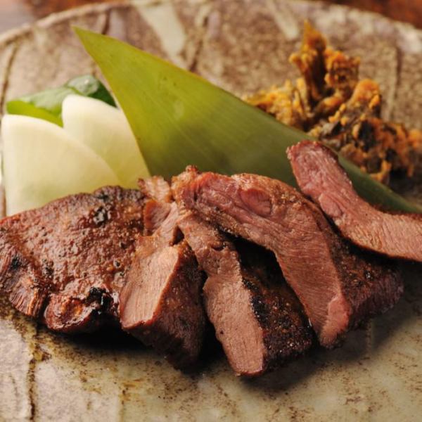 [If you want beef tongue in Kokubuncho, go to our shop! Choose thick and soft beef tongue from the standard salty and flavorful miso flavors]