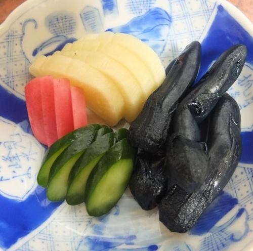 Assorted pickles