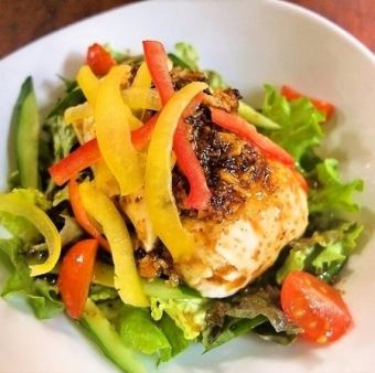 食べるラー油と豆腐のサラダ