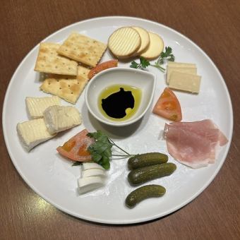 チーズ盛り合わせ