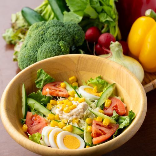 Amon's specialty: Cabbage salad