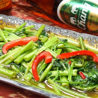 炒水菠菜“ Papunfaiden”