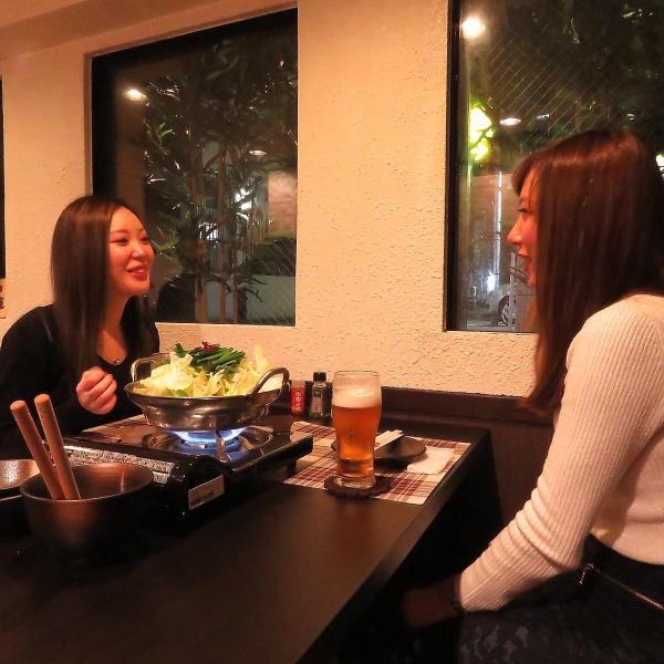 [Otsunabe x Girls' party] Popular for company banquets and various banquets, but can also be used in a wide range of situations such as dates, girls' nights out, joint parties, and family dinners.Single users are also welcome! #Otsunabe #Yakitori #Tenjin #Izakaya #All-you-can-drink #Private reservation #Girls' party #Birthday #Anniversary #Private room #Yakitori #Nabe #Motsunabe