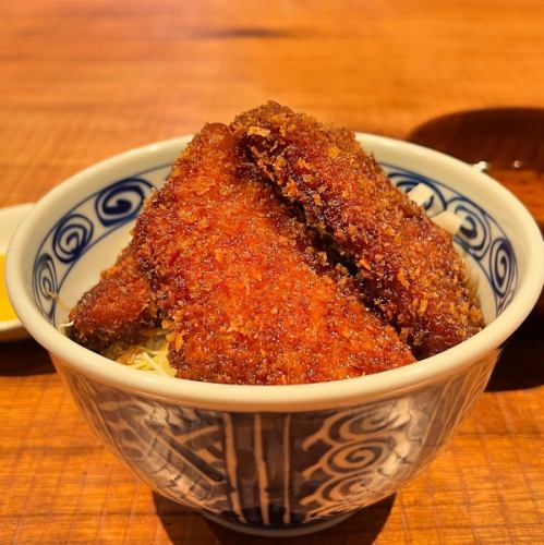 マグロソースカツ丼も◎