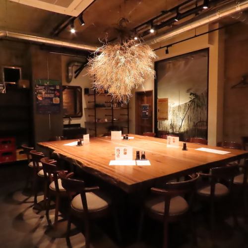 <p>栄では珍しい古民家を改装して造られた唯一無二の空間となっております。美味しいお食事の時間がさらに素敵なひと時へと昇華します。【栄/イタリアン/ダイニングバー/インスタ/女子会/デート/オシャレ】</p>