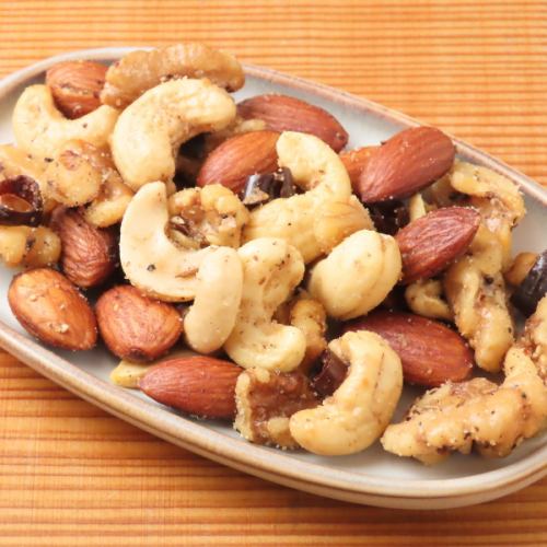 スパイシーナッツ