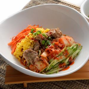 オジョリピビン麺(盛岡冷麺使用)(1辛)