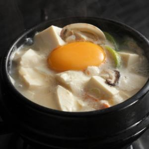 白スンドゥブチゲ