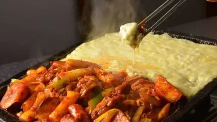 【秋の女子会・宴会】人気の韓国料理を気軽に楽しむ全10品カジュアルコース 3,500円