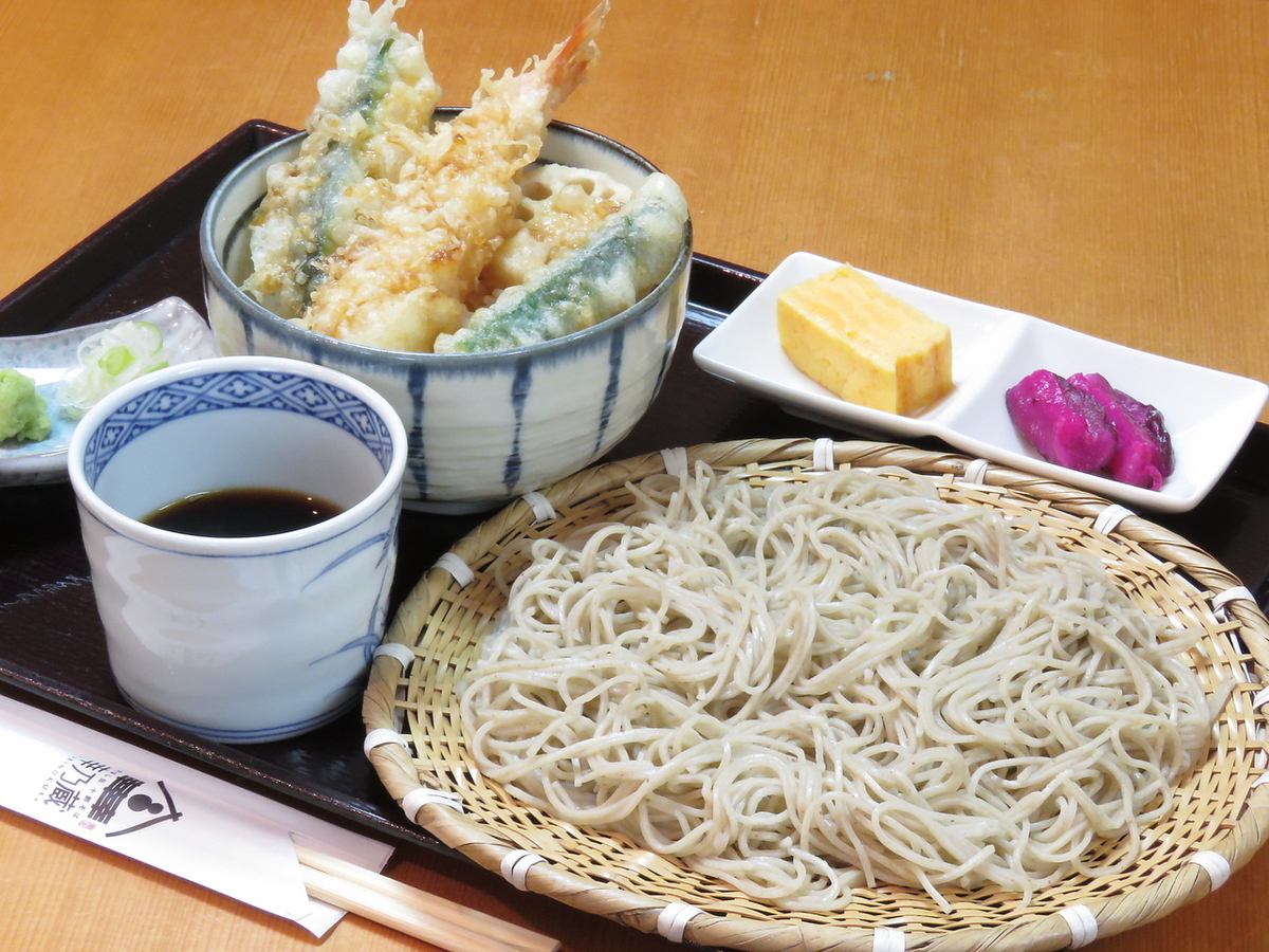平日限定☆蕎麦と天丼や天ぷらがセットのランチ1500円→1300円！