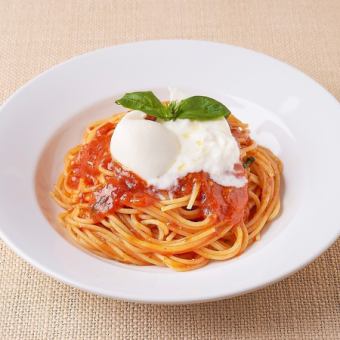 意大利布拉塔奶酪番茄番茄酱