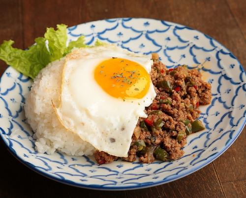 Strongly seasoned spicy minced lamb and plenty of vegetable gapao rice
