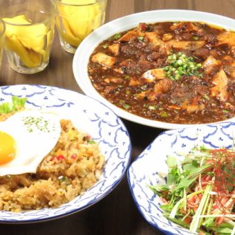 Easy mixed course 4 dishes with 2 hours all-you-can-drink for 3,300 yen (tax included)