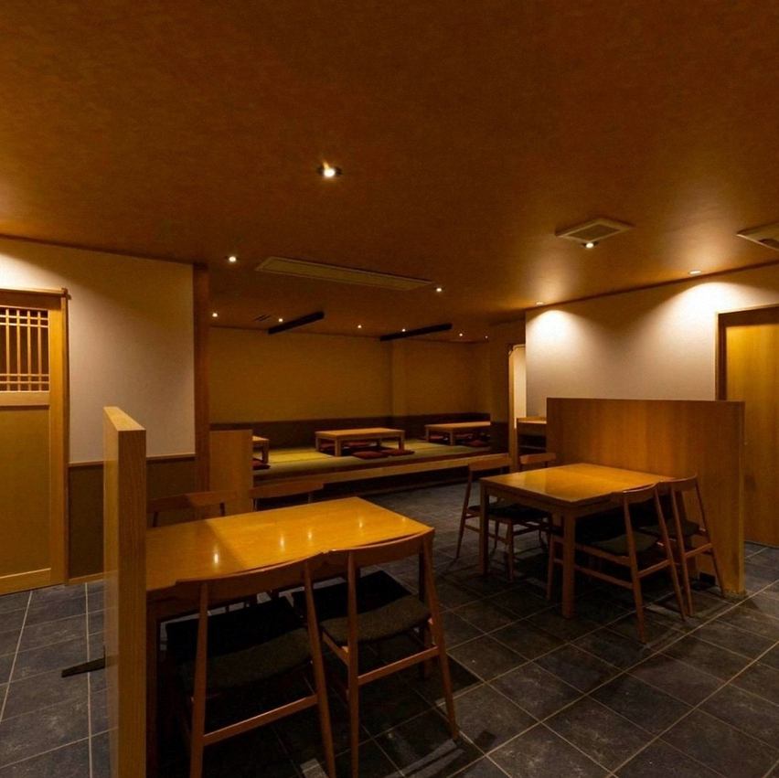 落ち着いた雰囲気の店内♪心地よく過ごせる空間づくりを大切に◎