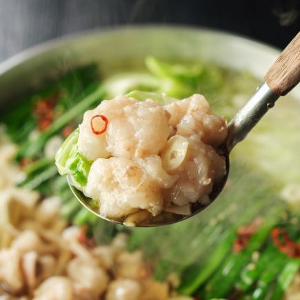 M [3 hours all-you-can-drink included] Fresh fish and Tsukuba chicken included ◎ All-you-can-eat Hakata motsunabe or chanko nabe [4780 yen → 3780 yen]