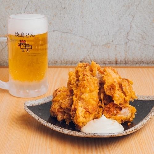 会社仲間やお友達同士、家族連れのお客様に、味とコストパフォーマンスに優れた焼鳥屋として楽しいひとときを提供します。※写真は系列店です