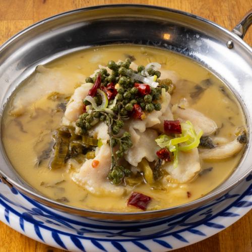 白身魚の四川漬物と生青山椒の煮込み