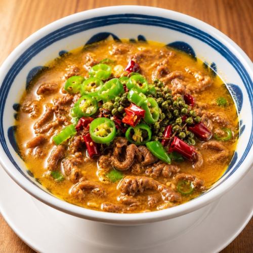 牛肉の黄金スープ煮込