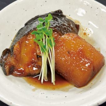 銀たらと大根の煮付け