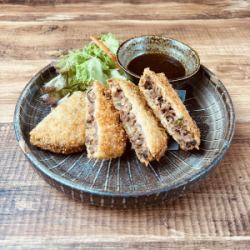 馬肉メンチカツ