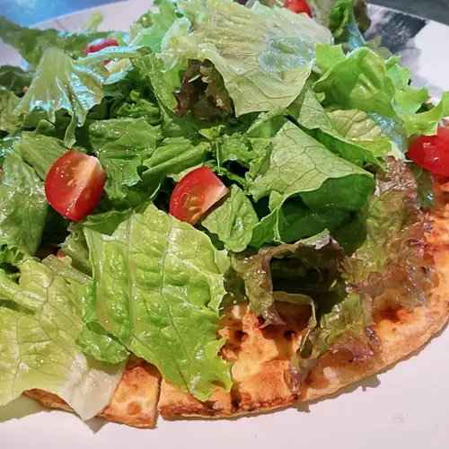 Pickled fish innards pizza, salad style