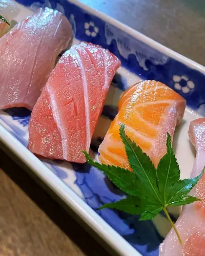 Five pieces of nigiri sushi