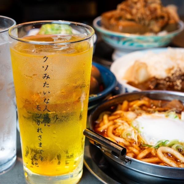 We have a wide variety of delicious izakaya dishes that go well with alcohol.