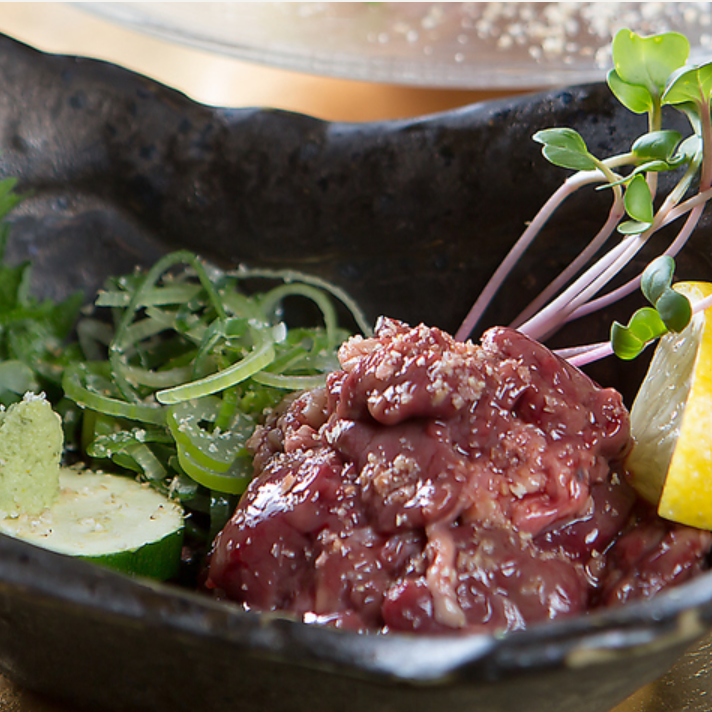 こだわりの大和地鶏を贅沢に堪能出来るお店です。