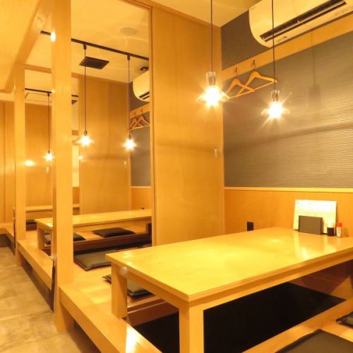 <p>【掘りごたつお座敷】2階のお席は掘りごたつでくつろぎ空間となっております。</p>