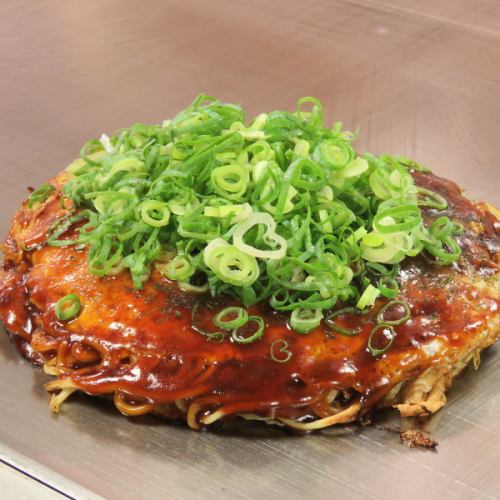 お酒に合う鉄板料理の数々