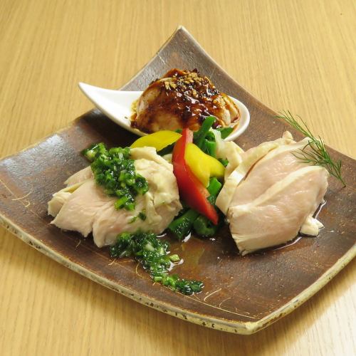 Assortment of three types of steamed chicken