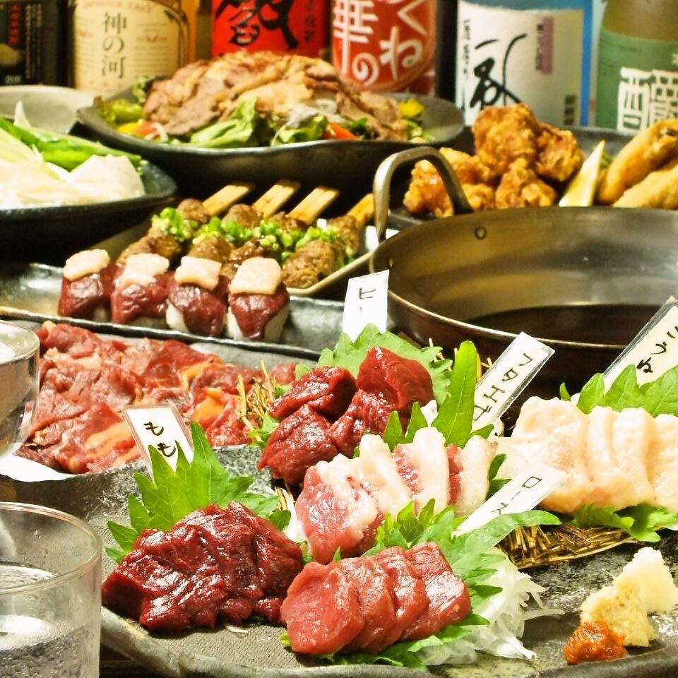 Sakura hotpot, horse meat sashimi platter, meat sushi included [Sakura hotpot course] 7 dishes total 4500 yen