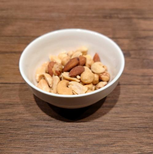 ミックスナッツ