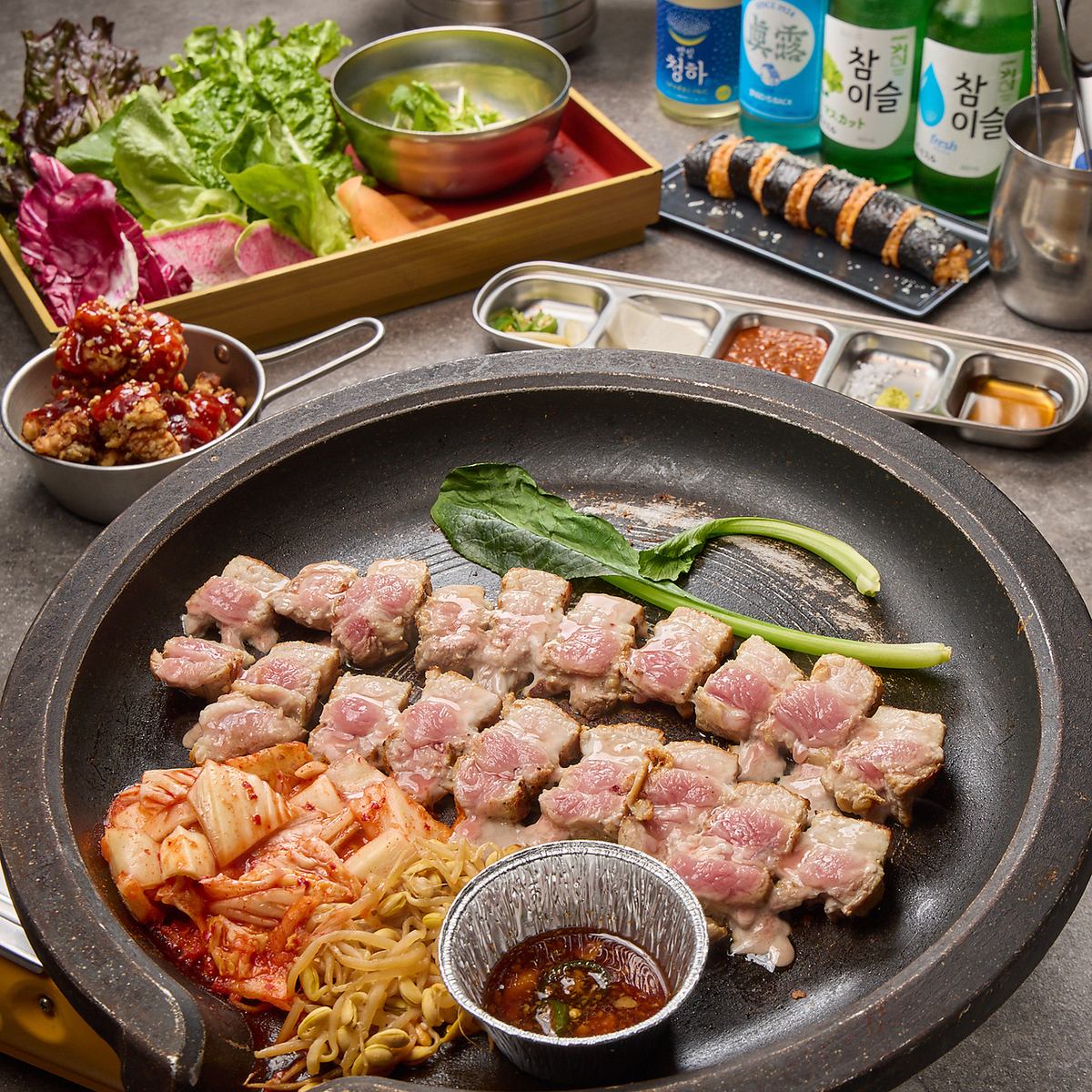 お酒がススム!サムギョプサル♪食べ放題2480円→1850円(税込)♪