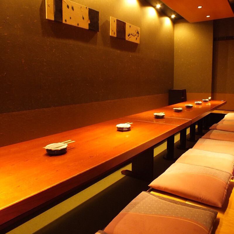 Private room with sunken kotatsu for banquets.Perfect for company parties in a relaxed atmosphere