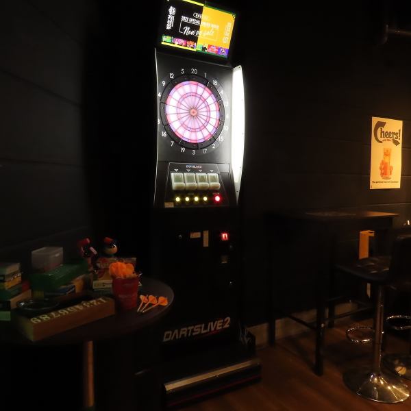 【超お得にダーツ、カラオケも楽しめる！】1時間660円という超お得なお値段でダーツ、カラオケも遊び放題！忙しい日常を忘れて束の間の休息にもお楽しみいただけます！コース利用でお得に飲み放題もお付けできます！