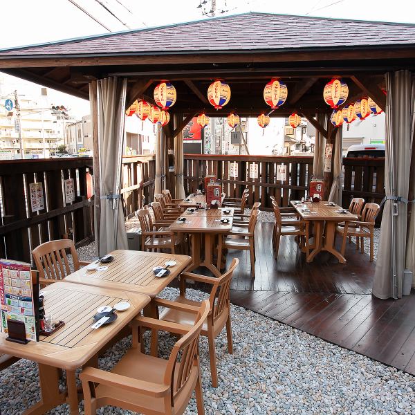 Recommended terrace seats ♪ You can enjoy it with confidence because it is outdoors.It is popular for friends, friends, family, and around 4 people! The meal menu is also substantial.We look forward to welcoming you ♪
