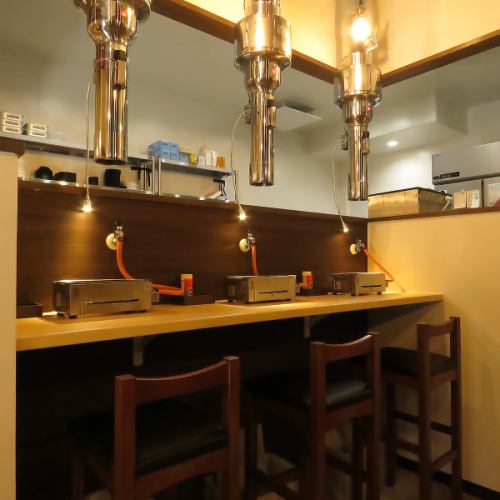 お一人様でも気軽に立ち寄れるカウンター席をご用意