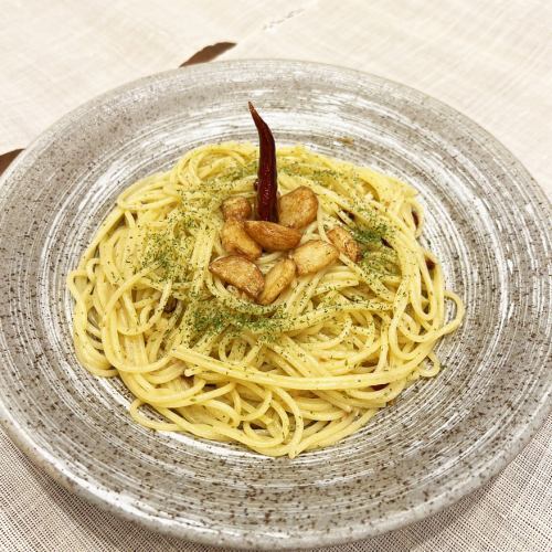 ゴロゴロにんにくのペペロンチーノ