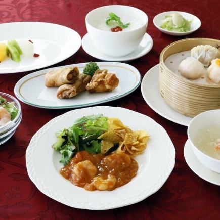 <ランチセット>【飲茶】2450円(税込)/リーズナブルで楽しむ飲茶セット♪