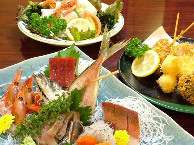新鮮な魚介を使用したリーズナブルなランチ！がっつり丼も有り。
