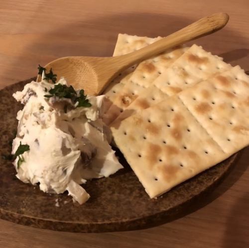 Ice prime and cream cheese