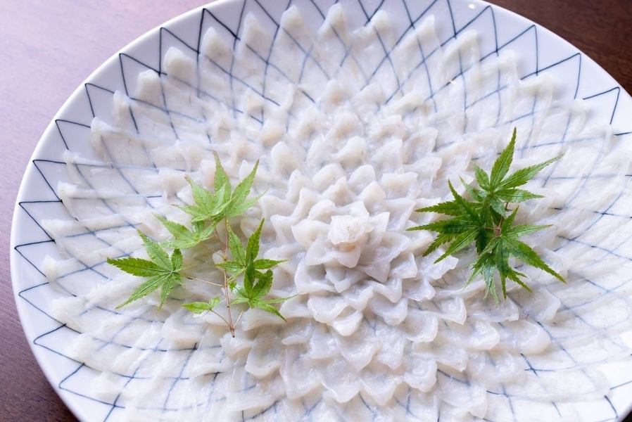 A maximum of 10 people are welcome. Please enjoy the pufferfish dishes recommended by "Shima".